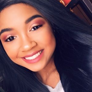 Meet your Posher, Hunter